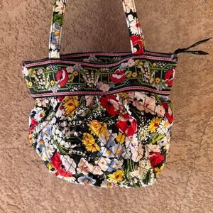 Vera bradley quilted cotton bucket style Poppy Fields